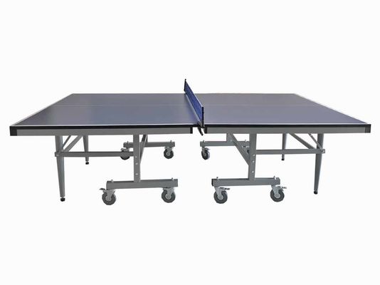 Moveable Sport Tennis Table Dilipat UV 25mm Top Dengan Bat Dan Ball Holder Indoor
